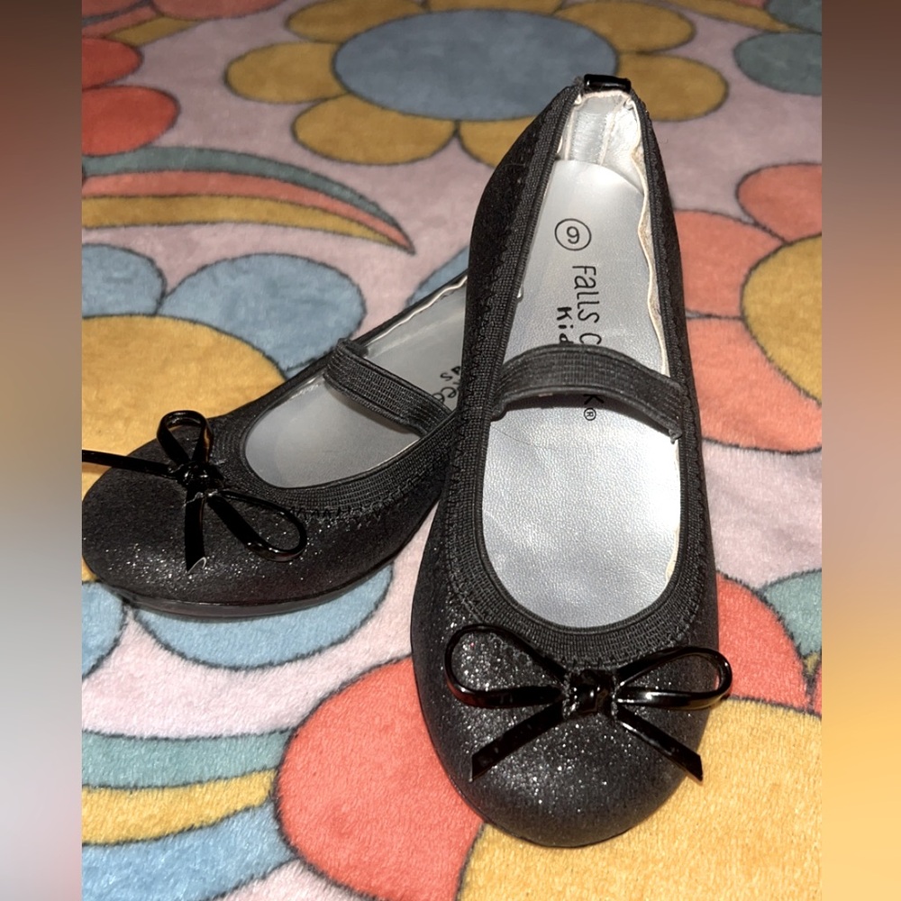 Falls Creek Toddlers Black Glitter Bow Shoes Size 9